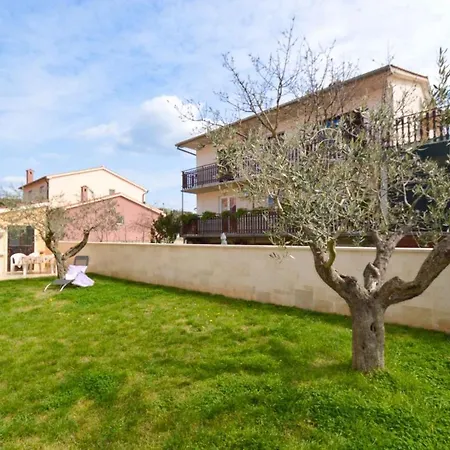 In - Istrien 17457 דירה *