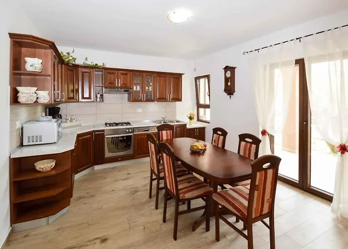 In - Istrien 17457 דירה *