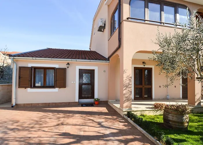 In - Istrien 17457 דירה